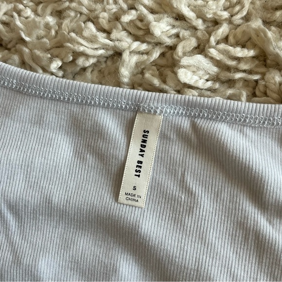 Sunday best baby blue crop top - Picture 2 of 2